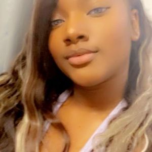 Meet your Posher, Sonae